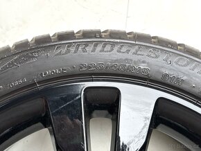 Mercedes R18 C-class Zimní Bridgestone 225/45 R18 - 9