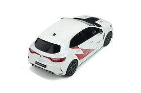 Renault Megane 4 RS Trophy-R Carbon Packet 1:18 OttoMobile - 9