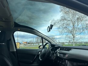 Citroen C3 1,2i 60kw Panorama okno Exclusive - 9