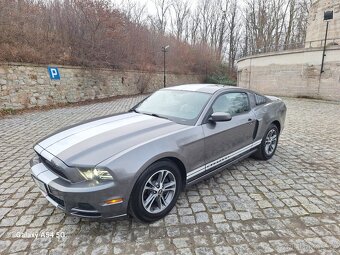 FORD MUSTANG 3.7 PREMIUM 2013 - 9