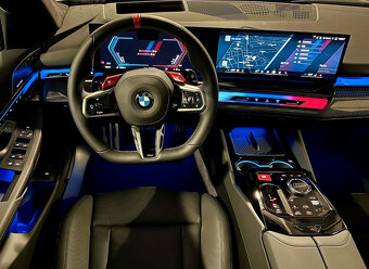 BMW M5 xDrive - 9