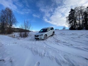 Škoda Yeti 2.0 TDI 4x4 2016 Edition - Pěkná výbava - 9