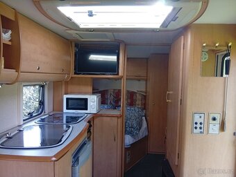 Nabízím k pronájmu Bailey karavan. - 9