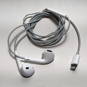 Apple EarPods lightning, originální kabelová sluchátka - 9