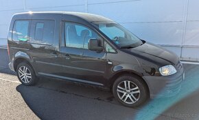 Prodám VW Caddy 1.6 MPI 75 kW  7 míst - 9