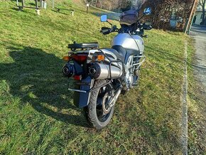 Suzuki DL 1000 v-strom - 9