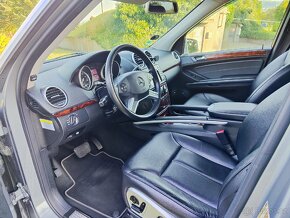 Mercedes Benz GL 450 4Matic 250kW LPG rok 2011 - 9