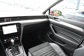 Volkswagen Passat 2.0TDI 147kW ELEGANCE DPH ČR 1.MAJITEL - 9