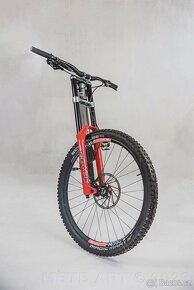 Commencal Supreme DH 29 TEAM 2021 - 9