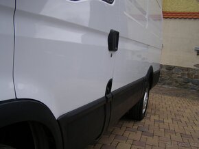 Iveco Daily 2.3JTD 107kw solar,webasto,tazne 3.5T - 9