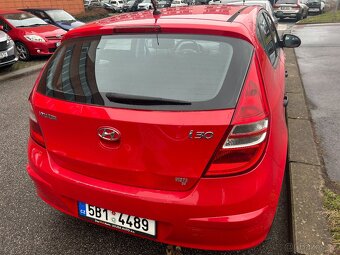 Hyundai i30 1.4 - 9