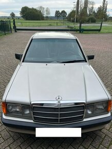 1990 Mercedes-Benz 190 2.5 16V - 9