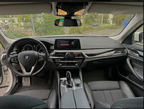 BMW 520 xdrive - 9