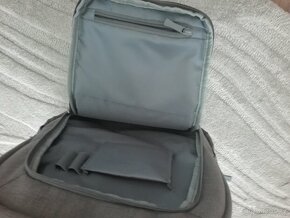 Batoh na notebook / laptop RivaCase 15.6" šedý - 9