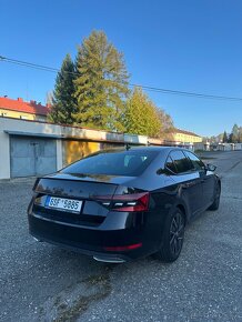 Skoda Superb sportline  2023 - 9