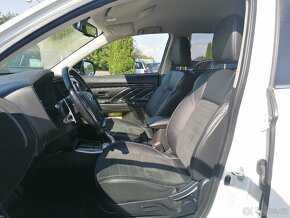 Mitsubishi Outlander 2.4i 4WD PHEV Instyle,Led - 9