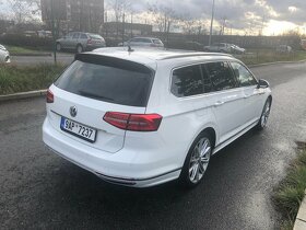 Volkswagen Passat Variant 2.0TDI/R-Line/Pano/DSG/LED/ - 9