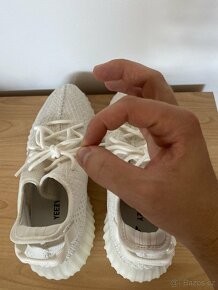 Adidas Yeezy Boost 350 V2 Bone EU45 - 9