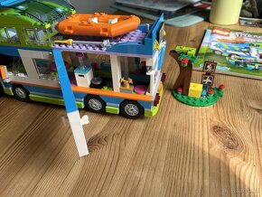 LEGO Friends 41339 Mia a její karavan - 9