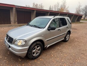 Mercedes ML320 160kw 4x4 automat 7 míst - 9