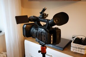 Panasonic HC-X2 + baterie - 9