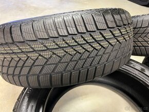 225/50 R18 Matador MP 93 Nordicca 99V XL FR Zimní - 9