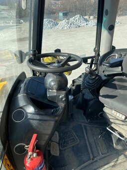 JCB 4CX Sitemaster - 9