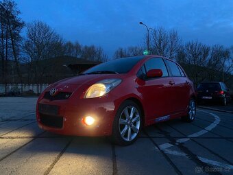 TOYOTA YARIS TS SPORT 1.8 16V VVTI 133 KONÍ - 9