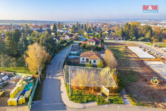 Prodej pozemku k bydlení, 425 m², Zbůch, ul. Na Výhledech - 9