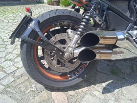 Harley Davidson v rod - 9