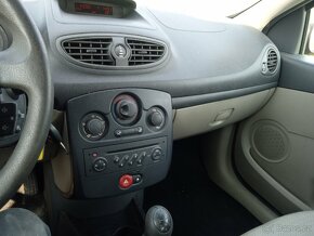 Renault Clio 3 - 9