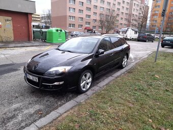 Renault Laguna 3 GT combi , hudba Bosse, původ ČR ,131kw - 9