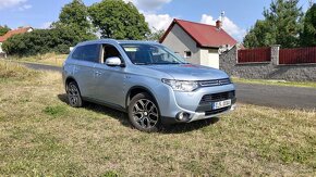 Mitsubishi Outlander, 2,0 PHEV,149kW,4x4, DPH - 9