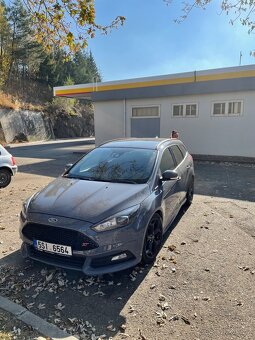 Ford Focus ST 2.0 Tdci - 9