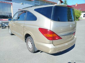 SSangYong Rodius 2,7XDi 2007 4WD - DILY z VOZU - 9