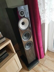 Bowers & Wilkins 704s2 - 9