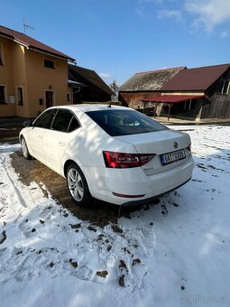 Škoda Superb, SKODA SUPERB 2.0 TDI 140kW 4x4 - 9