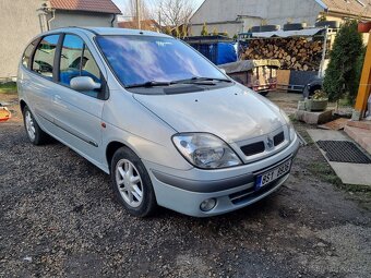 Renault megane scenic 1.6i - 9