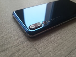 Huawei P20 Pro 6/128 GB Midnight Blue - 9