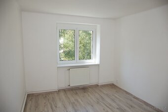 Pronájem bytu 2+1 50 m², ulice ČSA v Mostě - 9