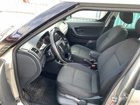 ŠKODA ROOMSTER 1.2 TSI 63 kW Ambition Champion - 9