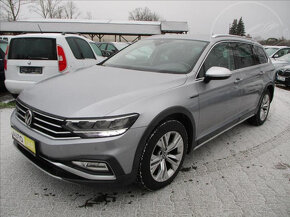 Volkswagen Passat 2,0 TDI 4MOT, DSG Alltrack-DPH - 9