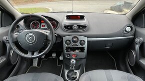 RENAULT CLIO RS 2.0i - 9