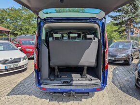 Ford Tourneo Custom 2.2TDCi 114kW 9 MÍST TITANIUM - 9