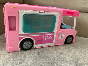 Barbie karavan + barbie - 9