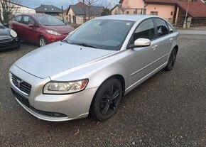 Volvo S40 1,6 D Momentum nafta manuál 80 kw - 9