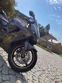 Hodna cbr 600 f4i sport - 9