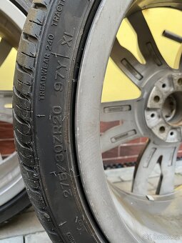 Prodám pneu 245/35r20     275/30r20 - 9