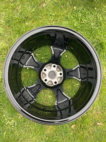 ALU KOLA VW GOLF GTI 5X112 R18 - 9