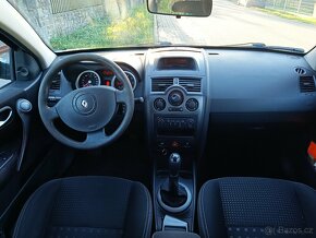 Renault Megane 1.4 16V - 9